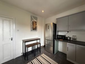 Photo 7- click for photo gallery